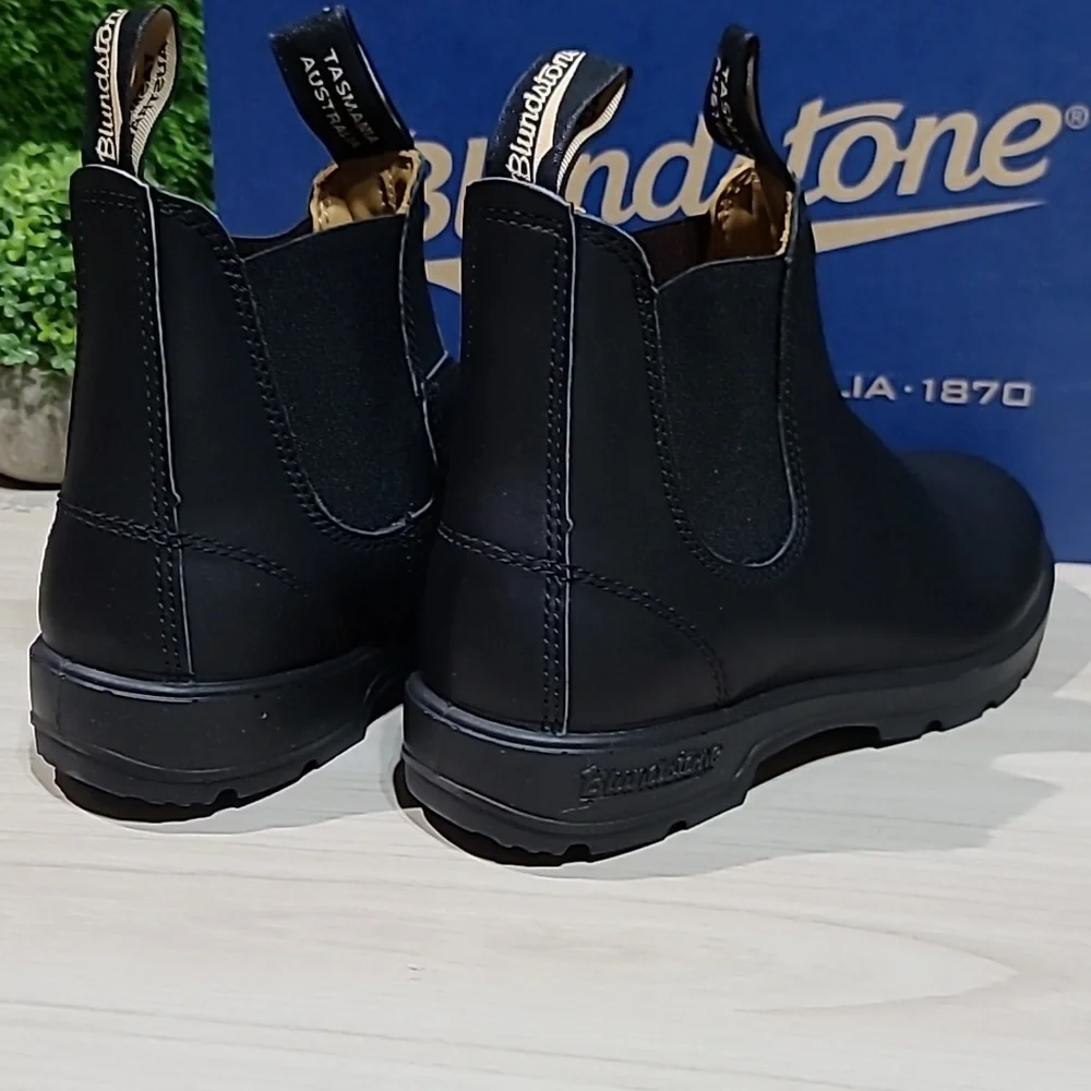 Blundstone Classics 558 Unisex Chelsea Boots AU 7.5 / US Men's 8.5 NEW